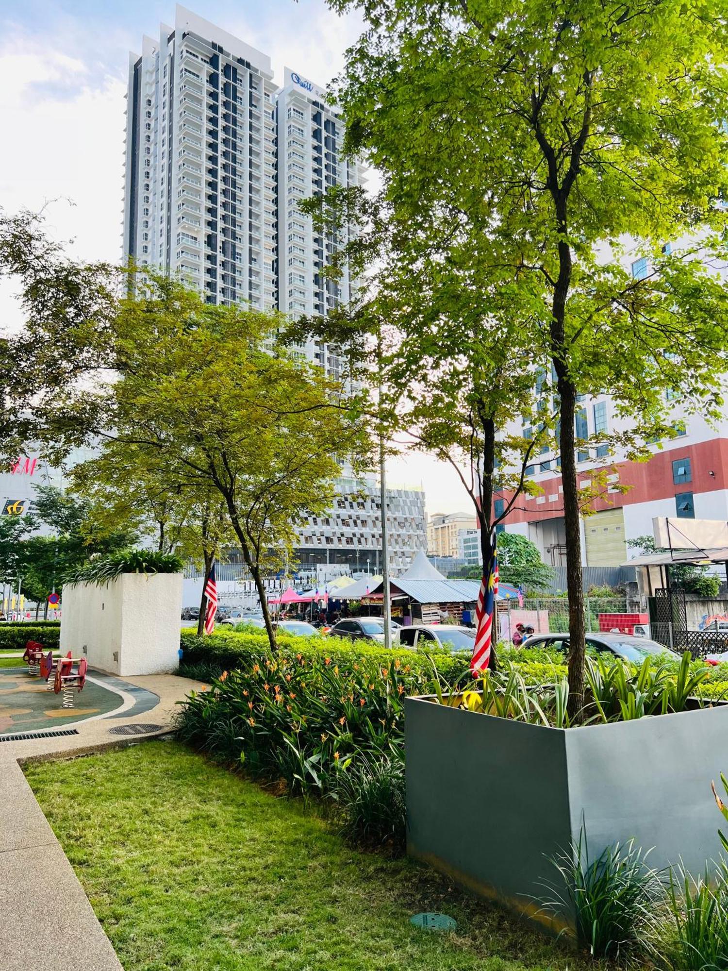 Colony Suites Klcc By Hibernate Kuala Lumpur Bagian luar foto